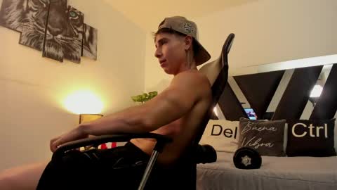 axelmartinezz online show from 05-06-26, 11:54