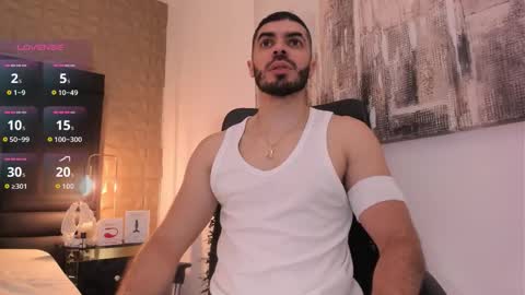 Axel Thompsom online show from 09-21-25, 11:45