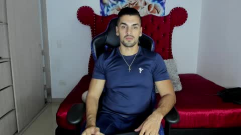 Snapshot of axelwinters_ chatting on 04-07-26, 12:00 Axel online show from 04-07-26, 12:00