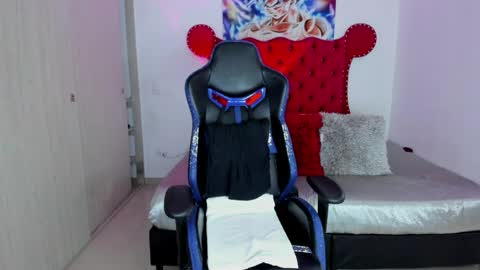 Snapshot of axelwinters_ chatting on 05-11-26, 11:05 Axel online show from 05-11-26, 11:05