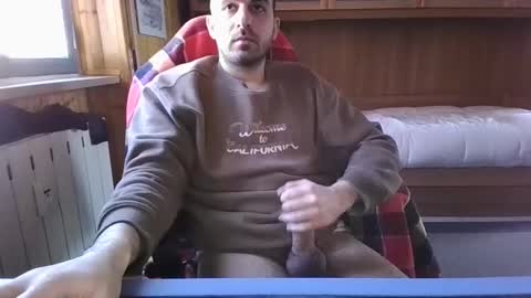 Axel online show from 12-31-24, 12:15