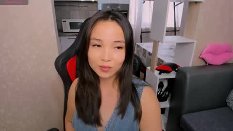 Snapshot of aya_moon chatting on 09-10-25, 05:18 Aya Moon online show from 09-10-25, 05:18