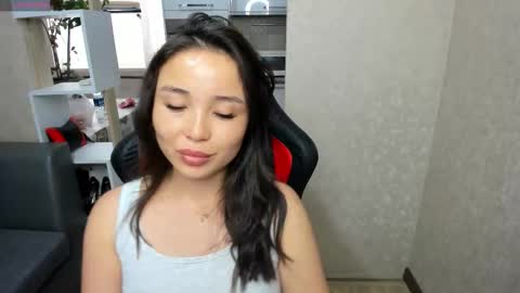 Snapshot of aya_moon chatting on 09-16-25, 05:19 Aya Moon online show from 09-16-25, 05:19