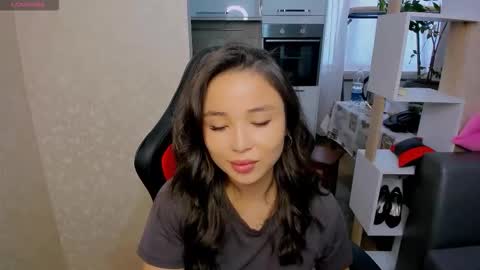 Snapshot of aya_moon chatting on 09-24-25, 04:49 Aya Moon online show from 09-24-25, 04:49