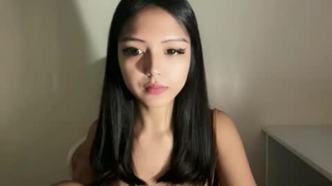 ayalvrs18 online show from 06-09-26, 02:01