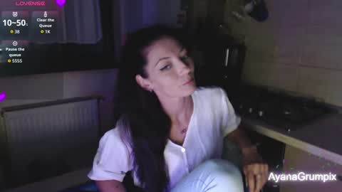 Snapshot of ayanagrumpixx chatting on 07-23-26, 01:08 AyanaGrumpixx online show from 07-23-26, 01:08