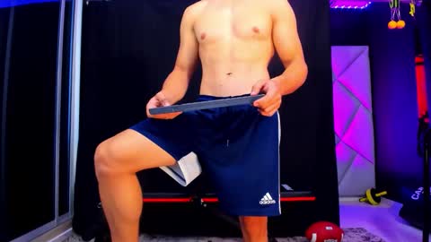 Ayden Miller online show from 10-27-25, 02:37