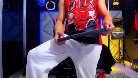 Ayden Miller online show from 05-01-26, 06:07