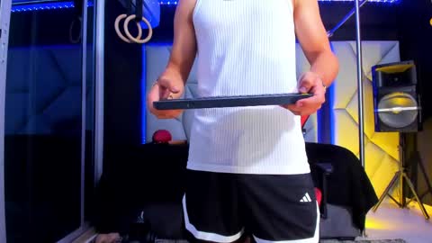Ayden Miller online show from 05-16-26, 06:32