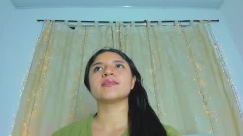 Mariana online show from 03-05-25, 02:57