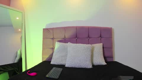 Snapshot of ayira_caramel chatting on 03-05-26, 12:12 ayira_caramel online show from 03-05-26, 12:12