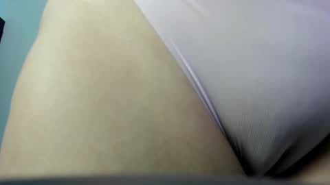 Snapshot of ayla13_ chatting on 10-29-25, 07:59 Alyda Jaramillo online show from 10-29-25, 07:59