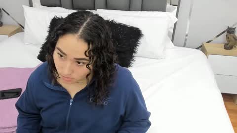 Ayla online show from 02-03-25, 01:52