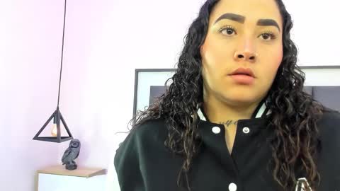 Ayla online show from 10-14-25, 01:50