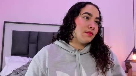 Ayla online show from 10-18-25, 02:47