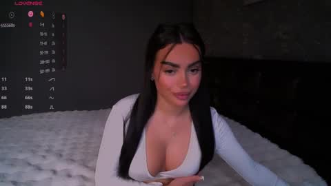 Snapshot of aylademir chatting on 01-05-25, 06:13 Ayla online show from 01-05-25, 06:13