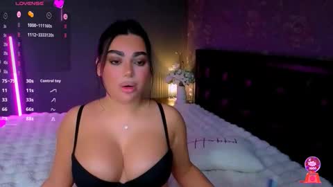 Snapshot of aylademir chatting on 10-24-25, 07:49 Ayla online show from 10-24-25, 07:49