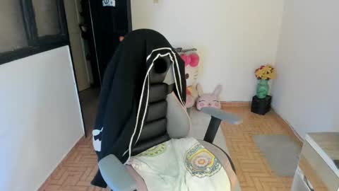 SandyMODELINDEPENDIENT online show from 02-23-25, 10:20