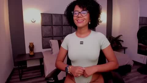 Ayleen online show from 01-25-25, 04:03