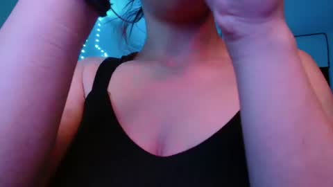 Aylin online show from 06-26-26, 10:52