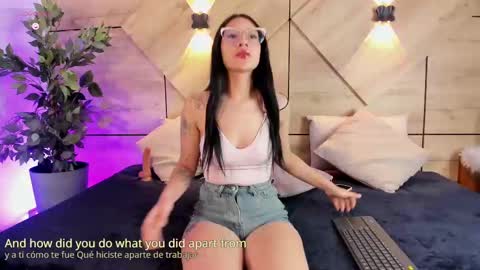 Snapshot of aylin_rousse chatting on 10-06-25, 07:33 ayllin online show from 10-06-25, 07:33