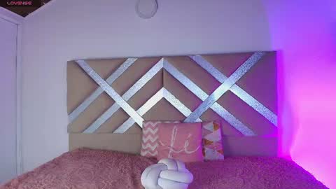 Snapshot of aylin_valerie chatting on 06-14-26, 02:24 aylin_valerie online show from 06-14-26, 02:24