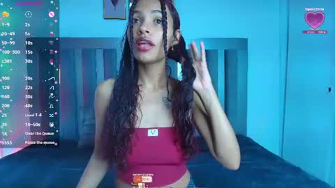 Snapshot of aylin_valerie chatting on 07-12-26, 12:18 aylin_valerie online show from 07-12-26, 12:18