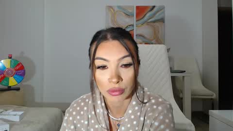 Aylin online show from 03-10-25, 01:23