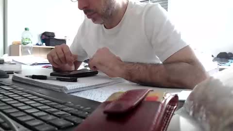 Snapshot of aylinniyerim chatting on 02-28-25, 12:31 aylinniyerim online show from 02-28-25, 12:31