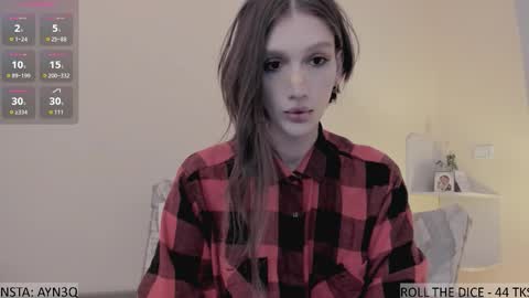 AYNEK        fansly  online show from 10-28-25, 07:56