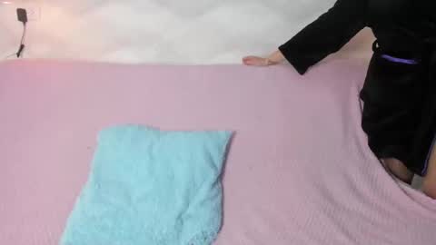 ayrix angels online show from 11-04-25, 07:13