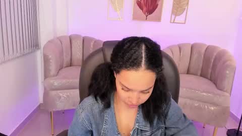 Snapshot of ayshel_cooperr chatting on 10-12-25, 04:11 ayshel_cooperr online show from 10-12-25, 04:11