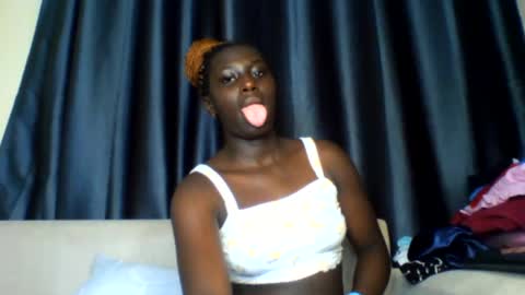 azaelia_iris online show from 07-16-26, 06:03