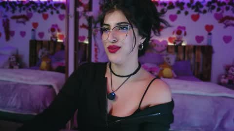 Snapshot of azaharnoor chatting on 05-25-26, 11:44 Azahar online show from 05-25-26, 11:44