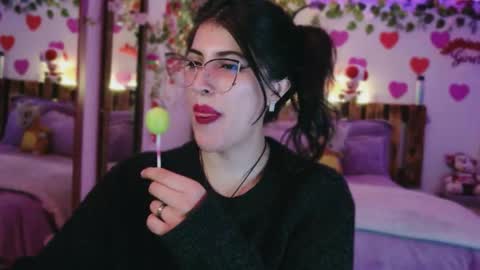 Snapshot of azaharnoor chatting on 05-27-26, 11:46 Azahar online show from 05-27-26, 11:46
