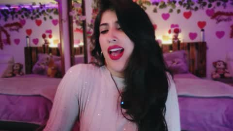 Snapshot of azaharnoor chatting on 06-07-26, 01:21 Azahar online show from 06-07-26, 01:21