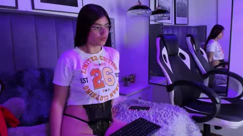 azaira_sky online show from 02-03-26, 07:19