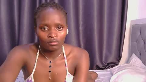 Azalea online show from 01-14-26, 06:24