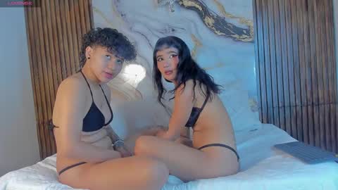 Snapshot of azul_honey chatting on 02-21-26, 11:44 HONEY AZUL online show from 02-21-26, 11:44