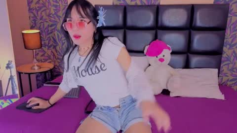 azumi online show from 12-19-25, 03:24