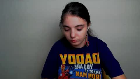 azumi_chan_ online show from 10-19-25, 02:50