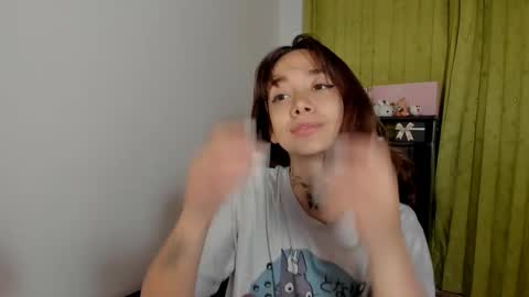 azumi saan online show from 02-02-26, 02:43