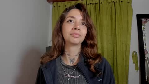 azumi saan online show from 03-25-26, 01:11