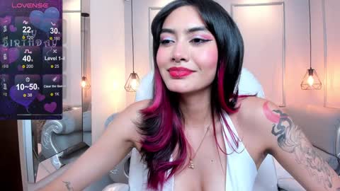Azura online show from 01-31-25, 10:42