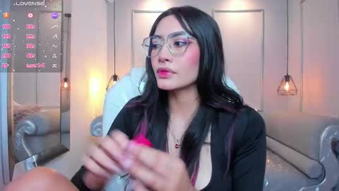 Azura online show from 10-14-25, 07:14