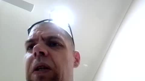 azza42086 online show from 01-12-26, 09:47