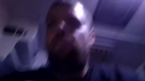 azza42086 online show from 04-22-26, 07:15