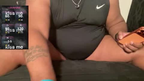 Snapshot of azzlikemine chatting on 11-17-25, 06:19 cjae online show from 11-17-25, 06:19