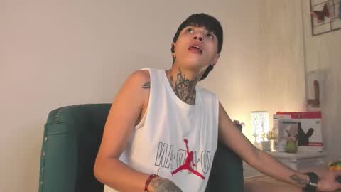 Anny online show from 11-26-25, 04:02