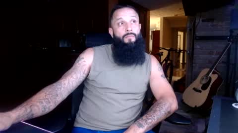 Snapshot of b713htx chatting on 07-14-26, 06:07 Miguel online show from 07-14-26, 06:07